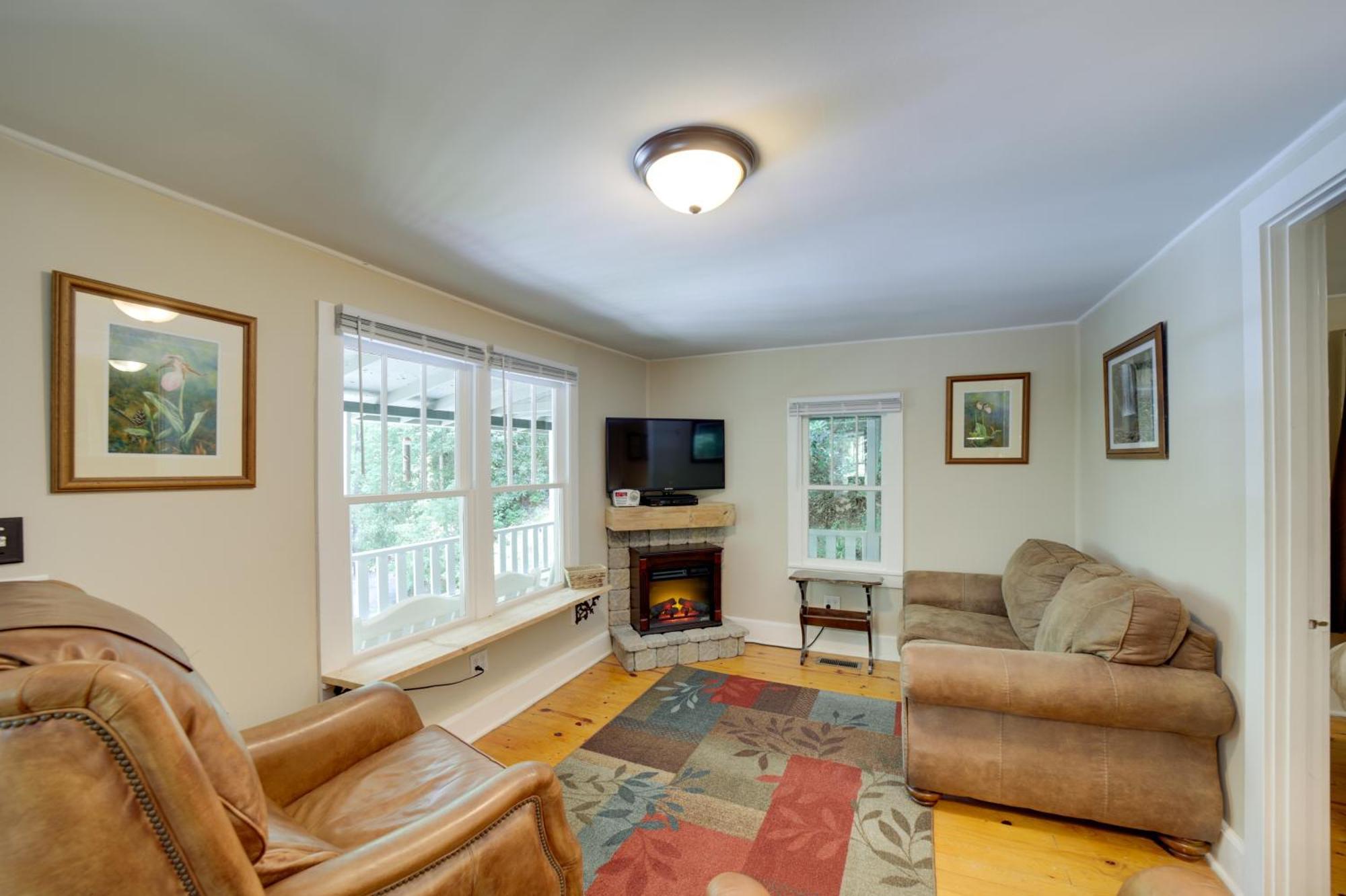 Bryson City Home With Private Fire Pit And Creek! Экстерьер фото