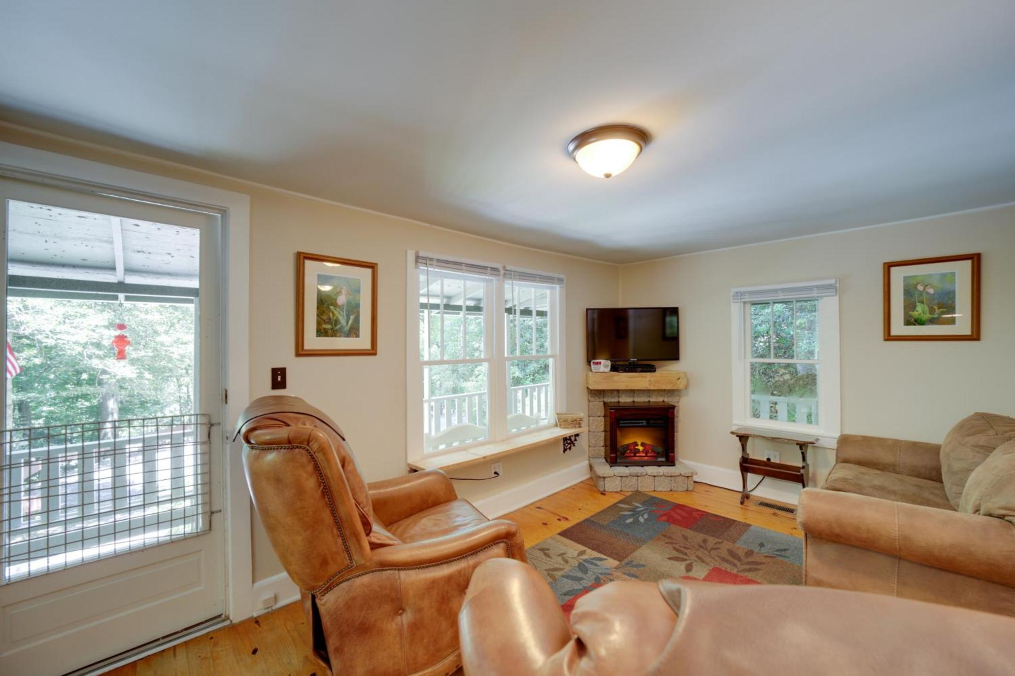 Bryson City Home With Private Fire Pit And Creek! Экстерьер фото