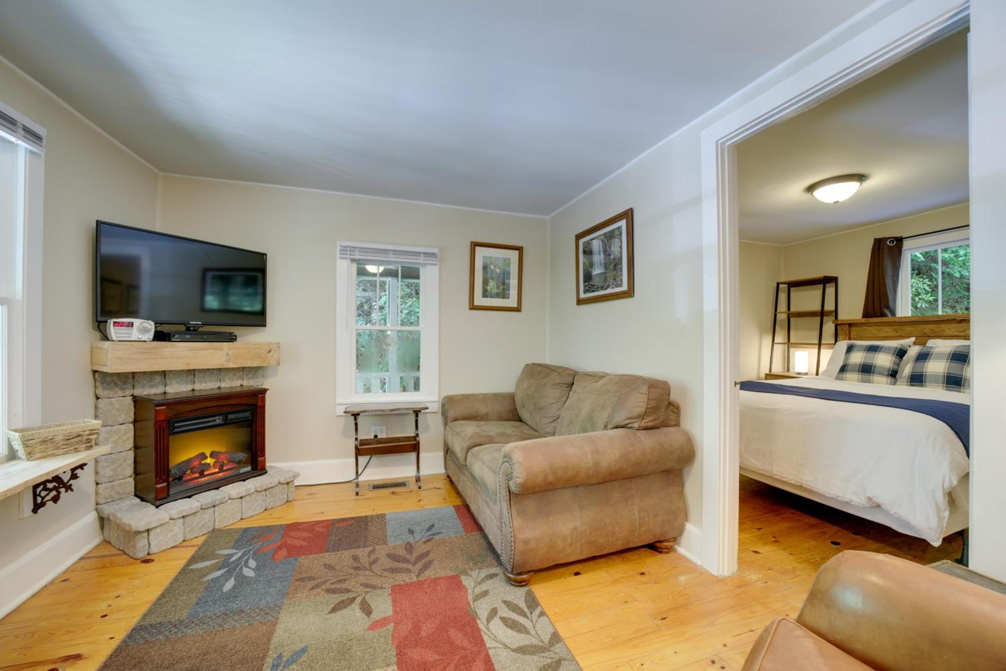 Bryson City Home With Private Fire Pit And Creek! Экстерьер фото